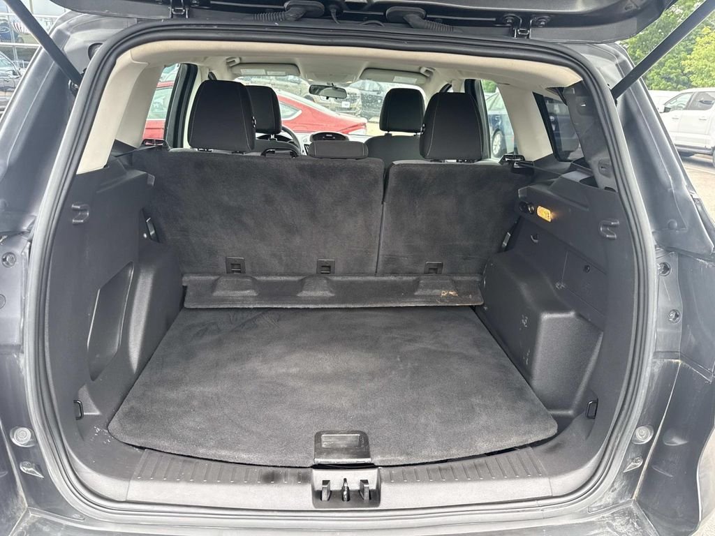 Used 2017 Gray Ford S image 6