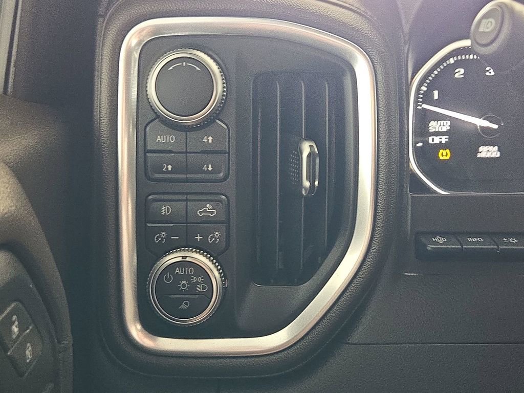 Used 2019 Black GMC Denali image 23