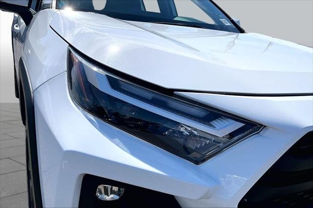 Certified Used 2024 ICE CAP Toyota  image 27