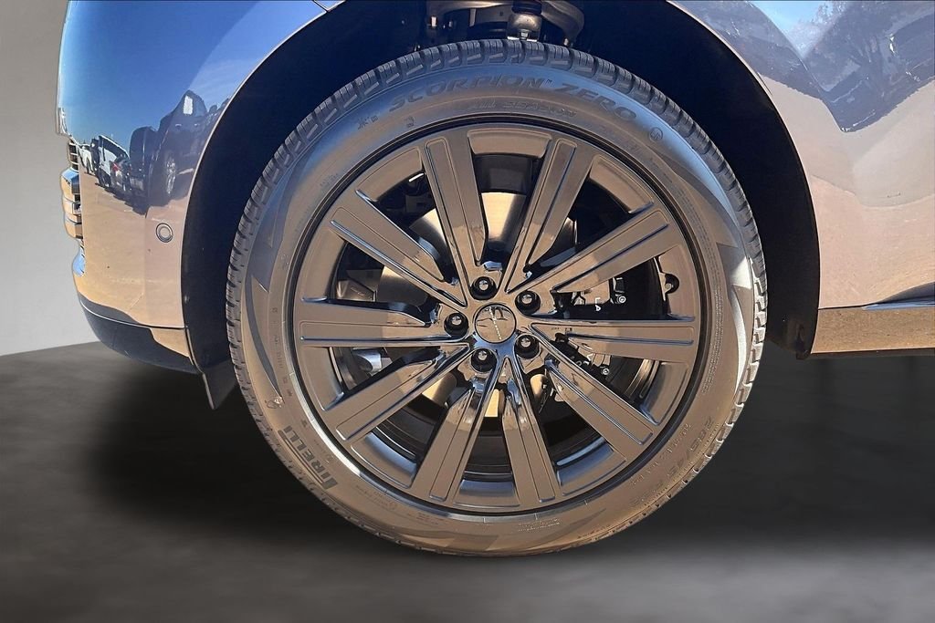 New 2026 Varesine Blue Metallic Land Rover SE image 12