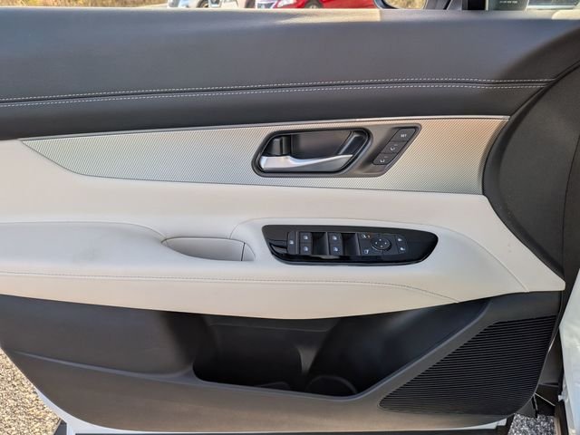New 2026 Everest White Pearl TriCoat Nissan SL image 14