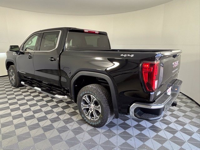 New 2026 Onyx Black GMC SLE image 5