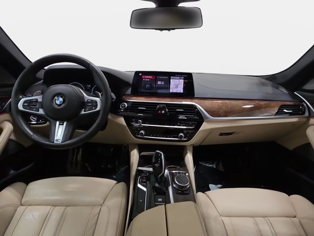 Used 2019 Carbon Black Metallic BMW M550i xDrive image 10