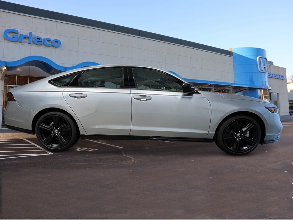 2026 Honda Accord Hybrid Sport-L - Photo 8