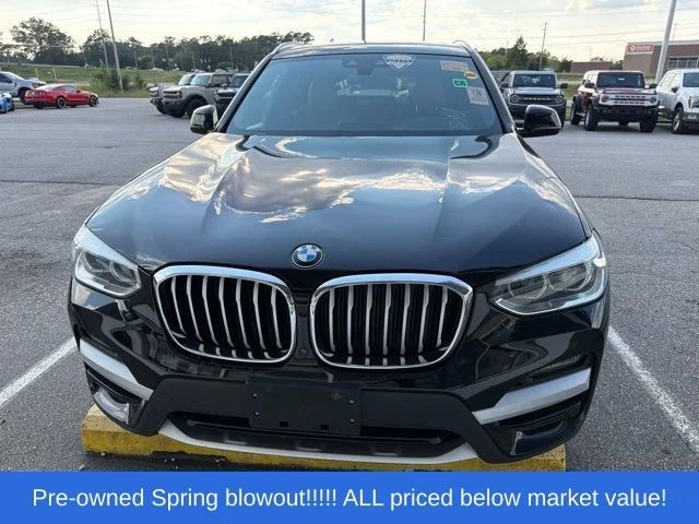 Used 2020 Black BMW xDrive30i image 2