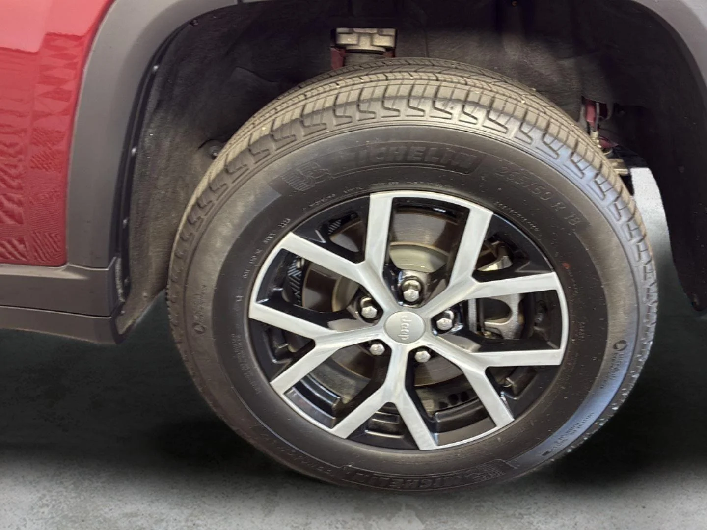 Used 2023 Velvet Red Pearlcoat Jeep Limited image 15