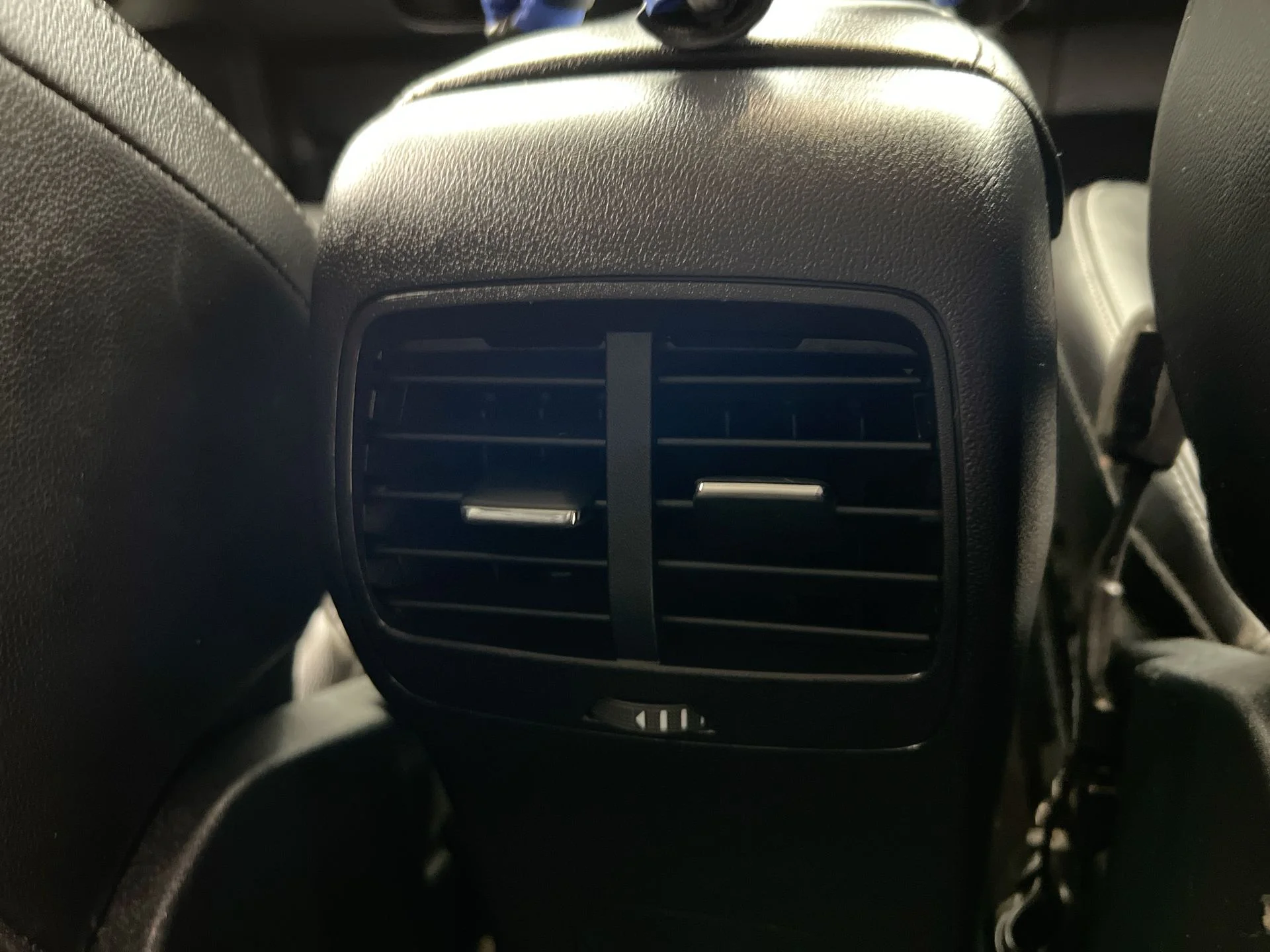 Used 2022 Silver Ford SEL image 19