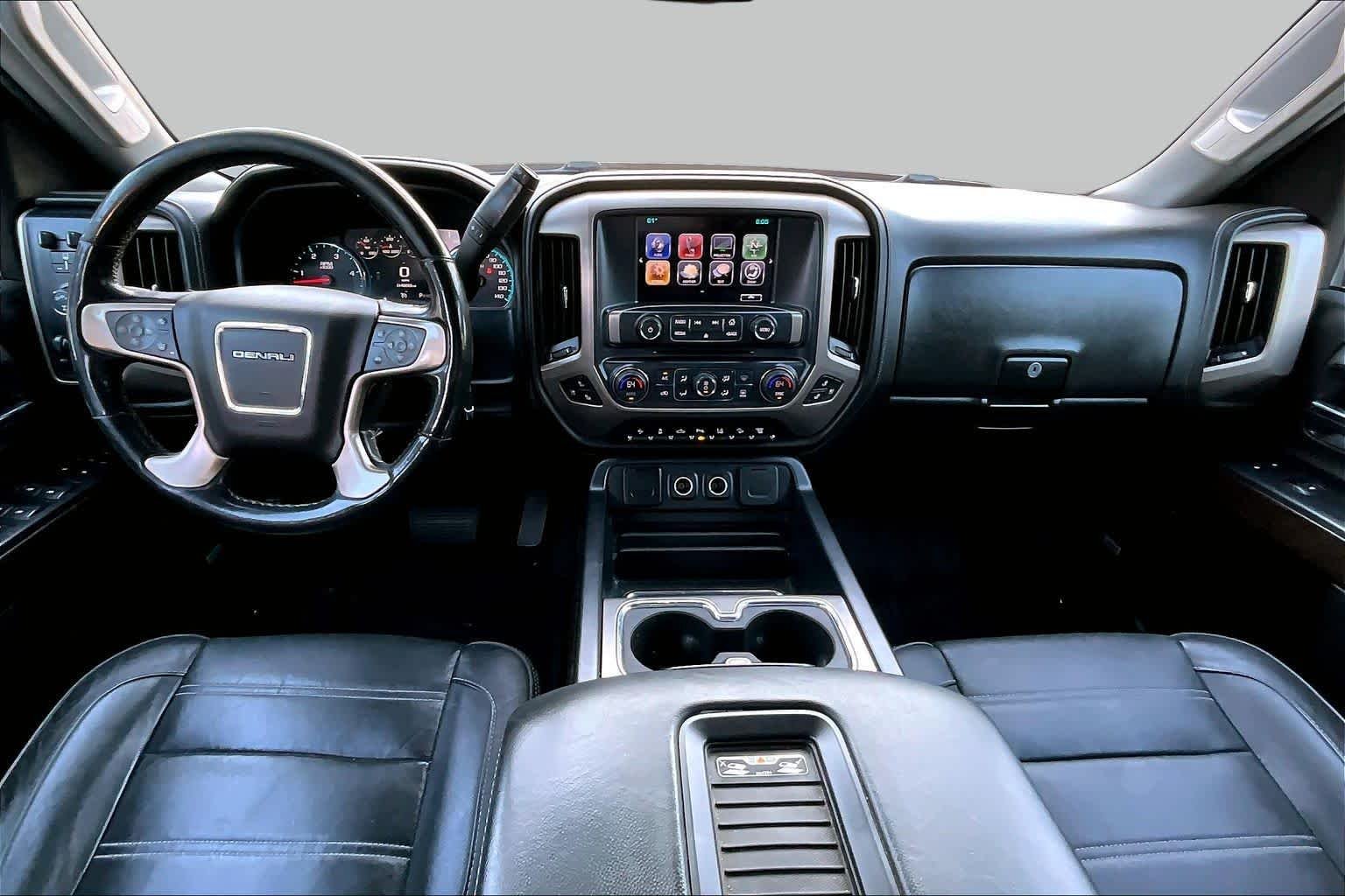 Used 2019 Red Quartz Tintcoat GMC Denali image 15