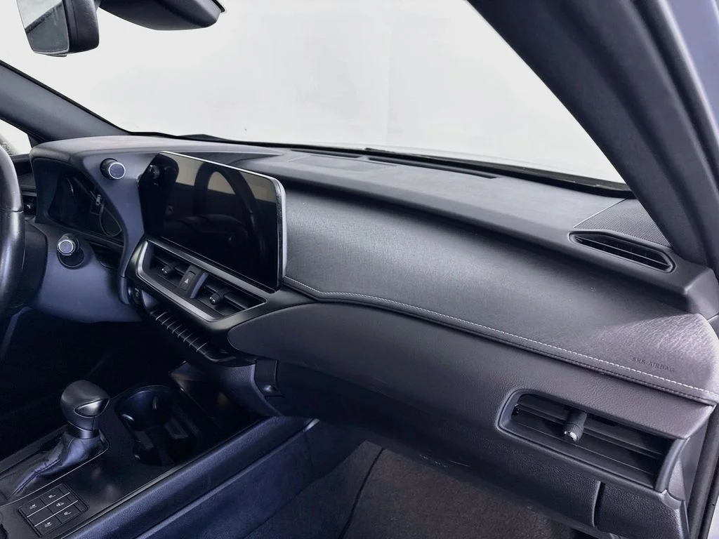 Used 2023 Iridium Lexus 250h Premium image 30