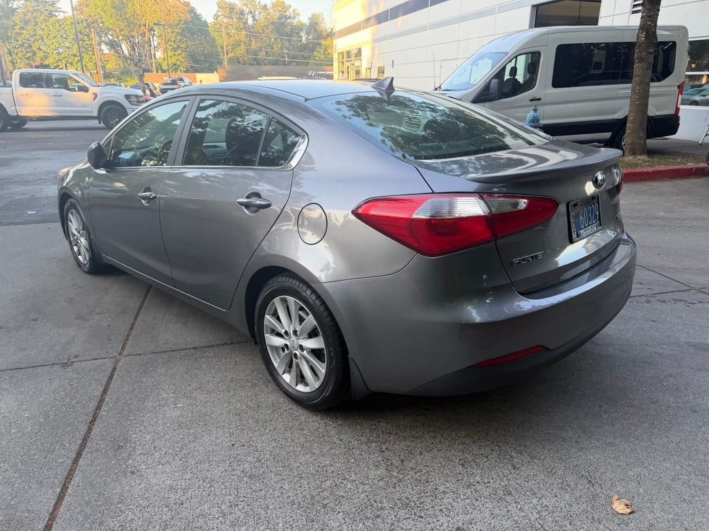 Used 2015 Graphite Steel Kia EX image 4