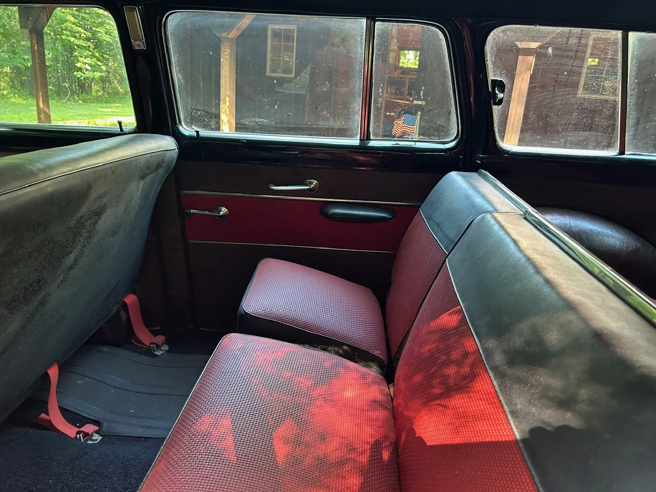 Used 1953  Ford Wagon image 17