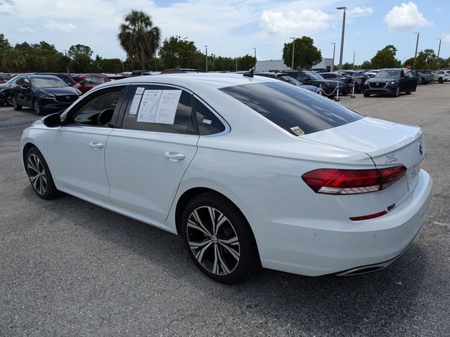 Used 2020 White Volkswagen 2.0T SEL image 6