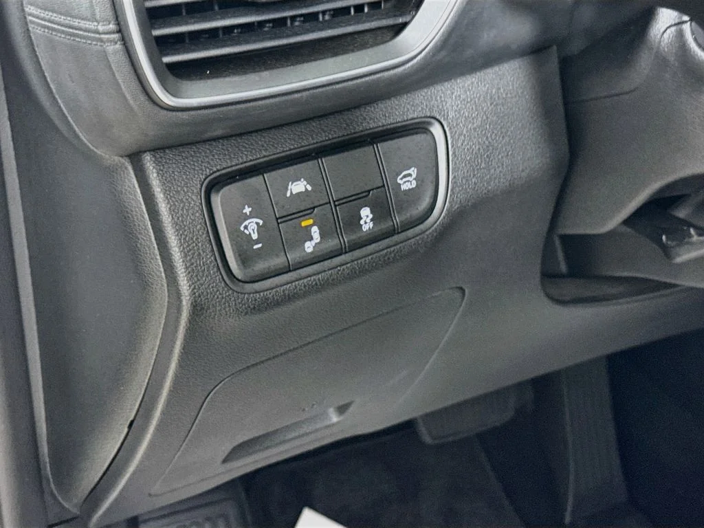 Used 2019 Quartz White Hyundai SEL Plus image 16