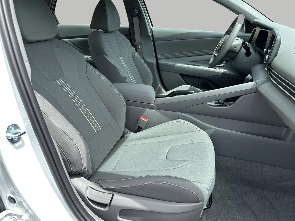 New 2026 Serenity White Hyundai SEL Sport image 24