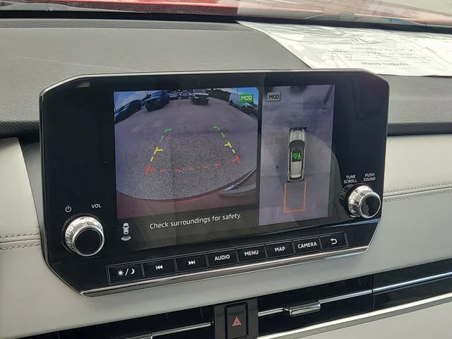 Used 2023 Red Mitsubishi SEL image 25