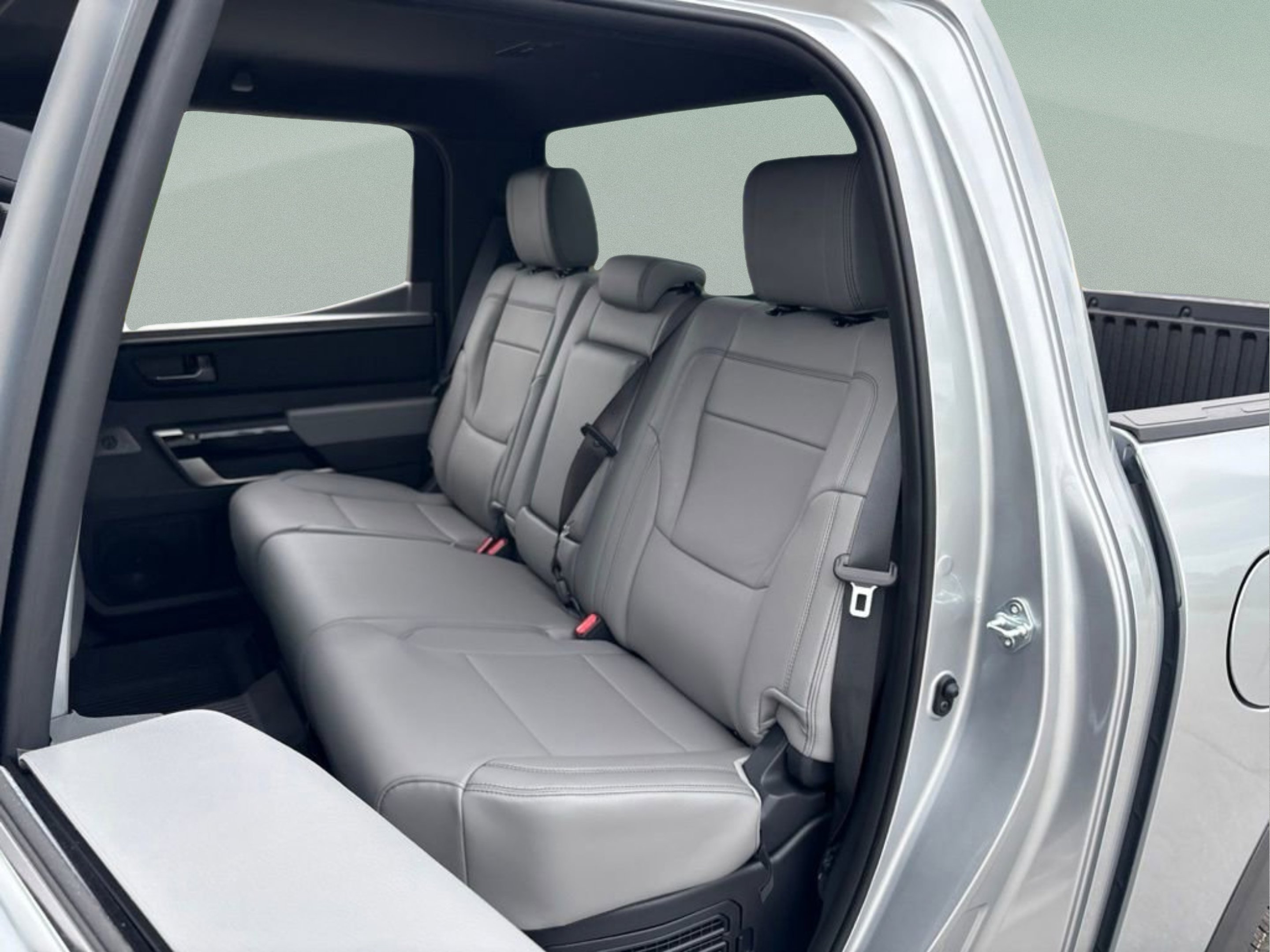 2026 Toyota Tundra Limited - Photo 29