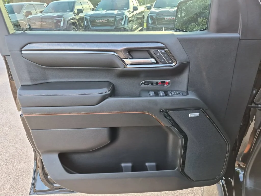 Used 2024 Onyx Black GMC AT4 image 21