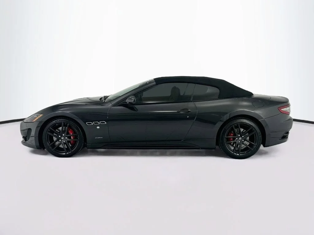 Used 2017 Grigio Granito Metallic Maserati Sport image 16