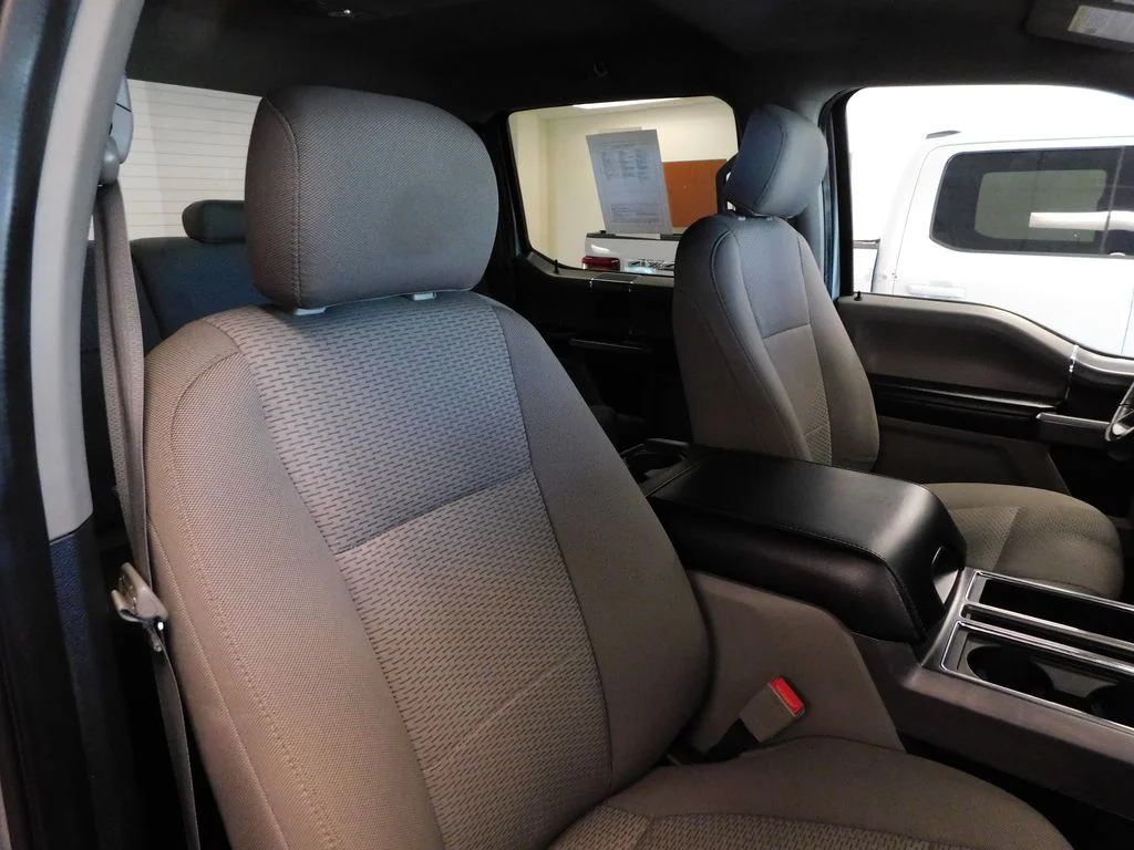 Used 2020 Iconic Silver Metallic Ford XLT image 43