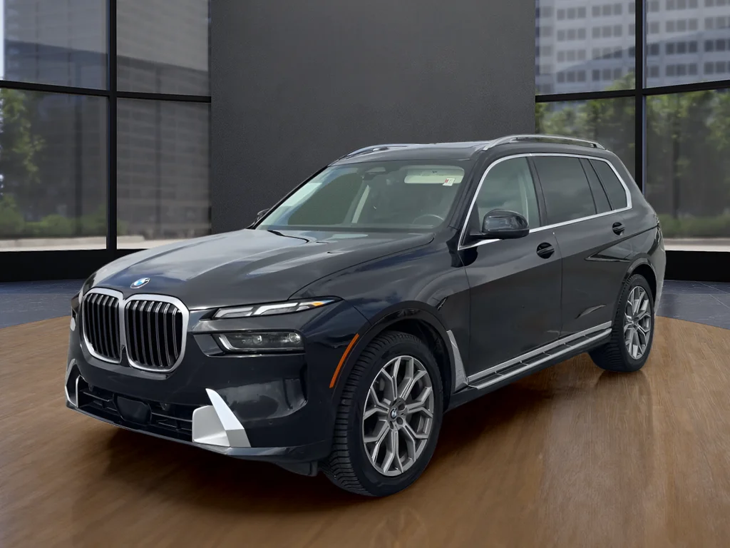 Used 2025 Black BMW xDrive40i image 1