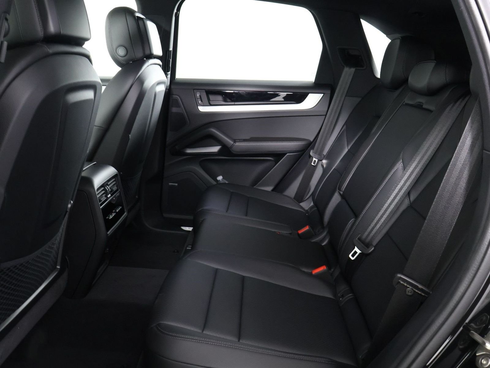 2026 Porsche Cayenne E-Hybrid - Photo 19