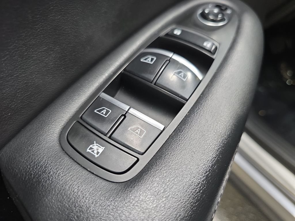 Used 2019 Graphite Shadow INFINITI LUXE image 27