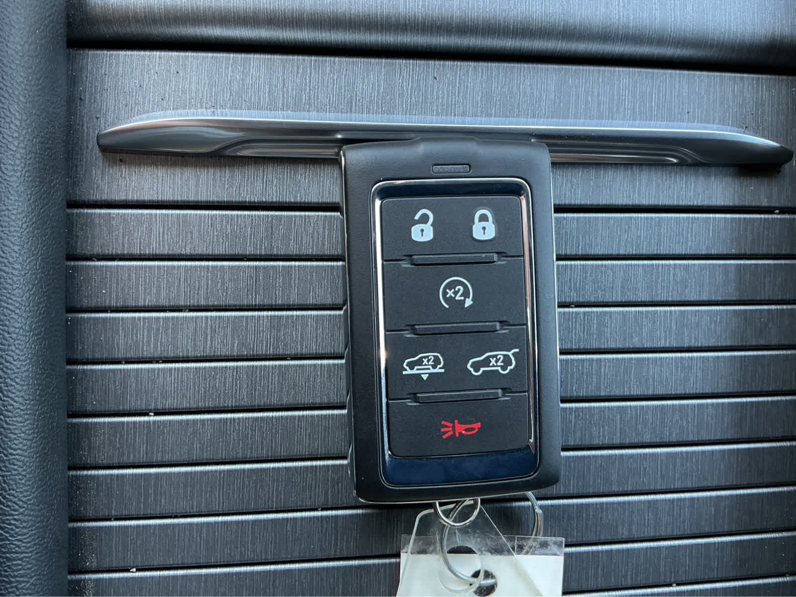 New 2026 High Gloss Black Exterior Paint Jeep Limited Reserve image 35