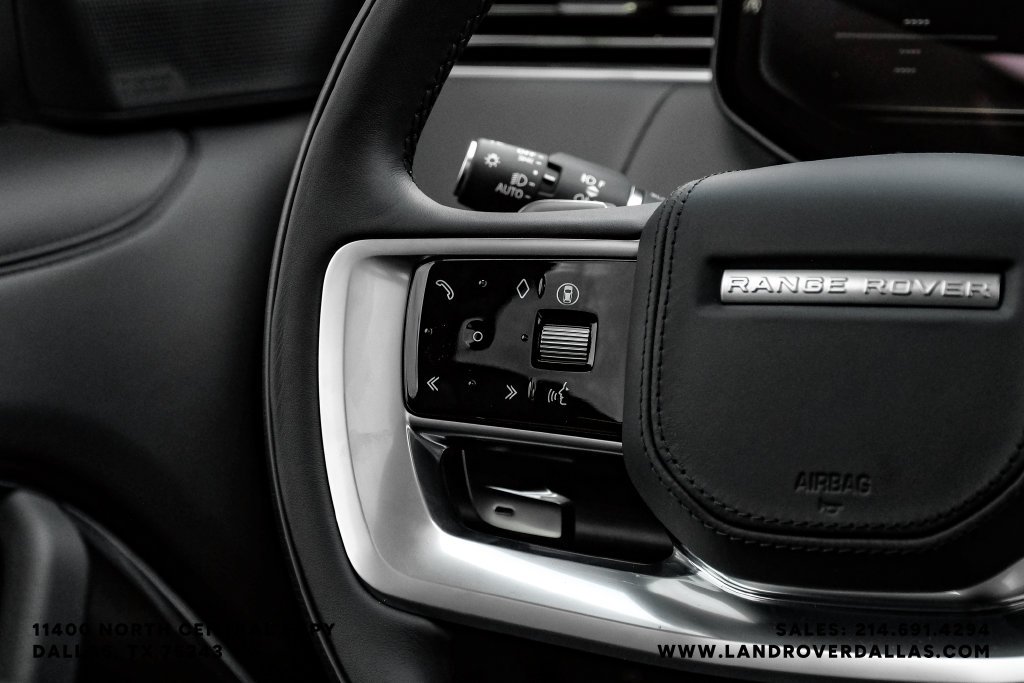 New 2027 Fuji White Land Rover SE image 14