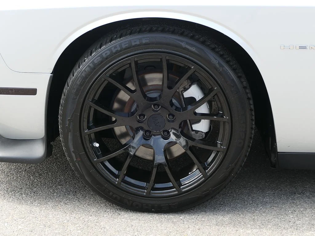 Used 2022 Triple Nickel Clear Coat Dodge R/T image 10