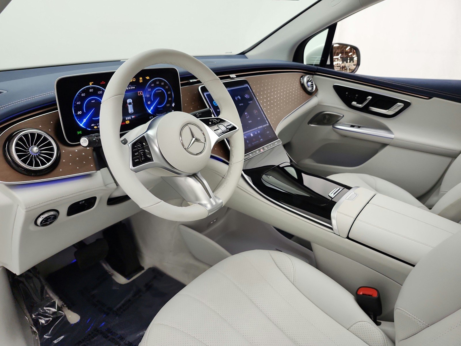 Used 2024 Polar White Mercedes-Benz EQE 350+ SUV image 12