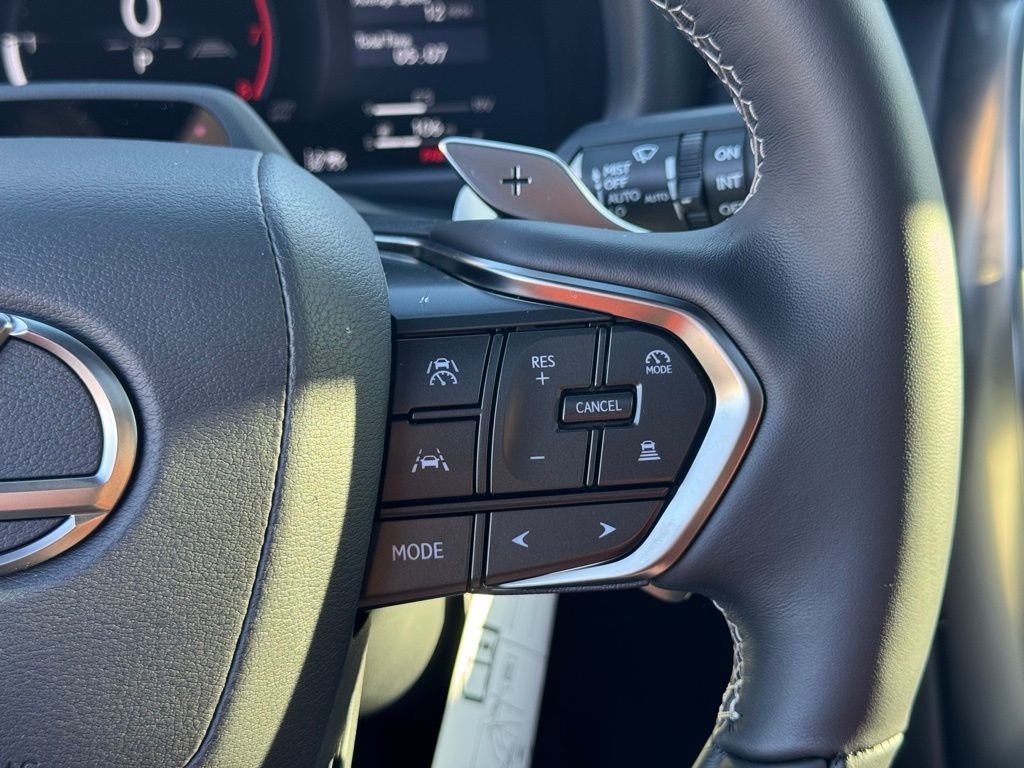 2025 Lexus LX 700h Luxury - Photo 28