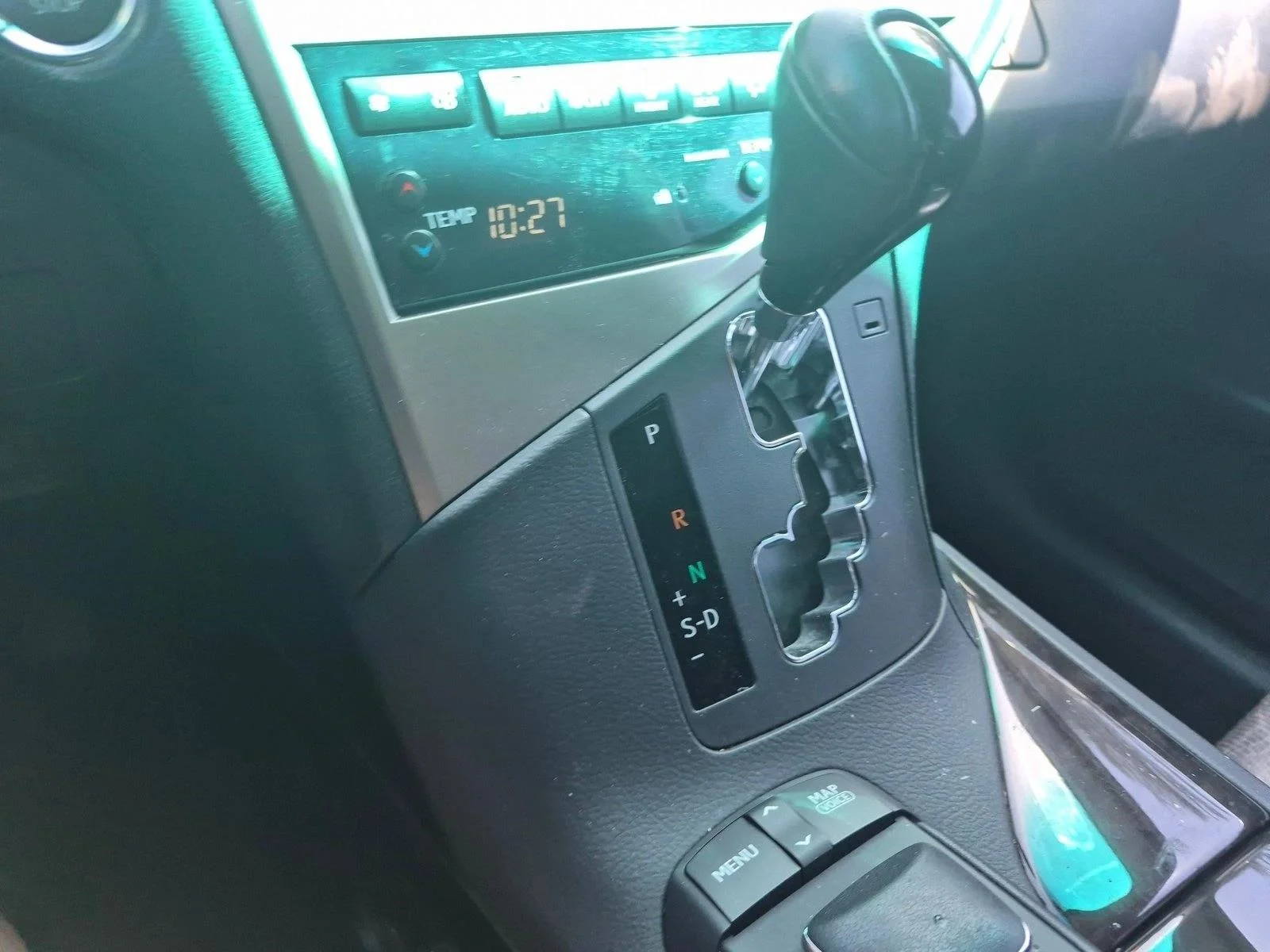 Used 2013 Starfire Pearl Lexus  image 12