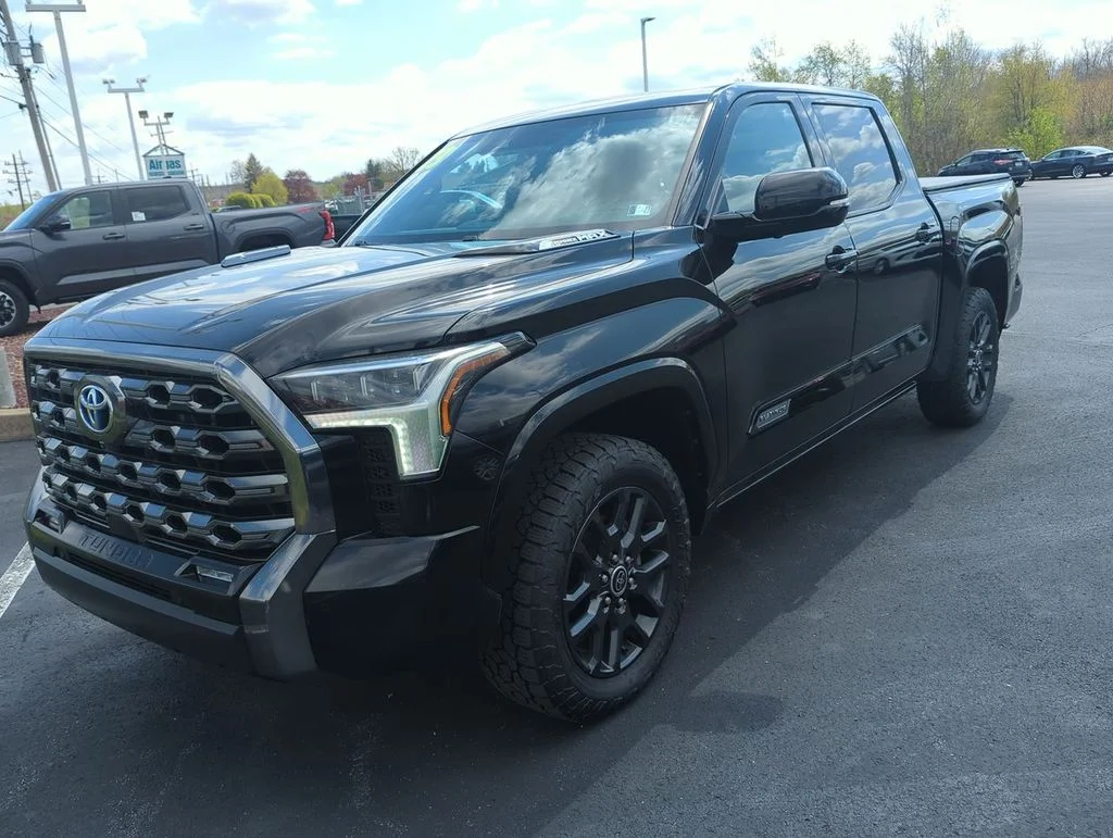 Used 2023 Black Toyota Platinum image 4