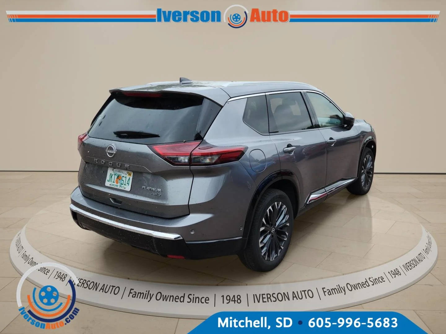 Used 2026 Gun Metallic Nissan Platinum image 4