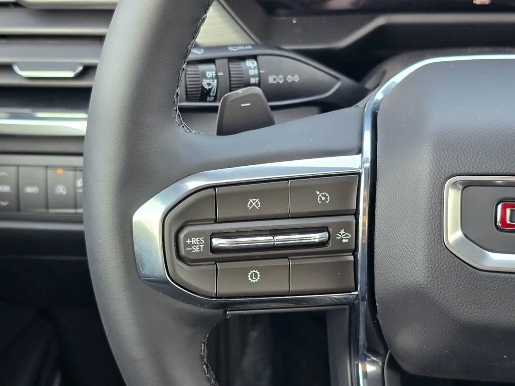 New 2026 Summit White GMC Elevation image 20