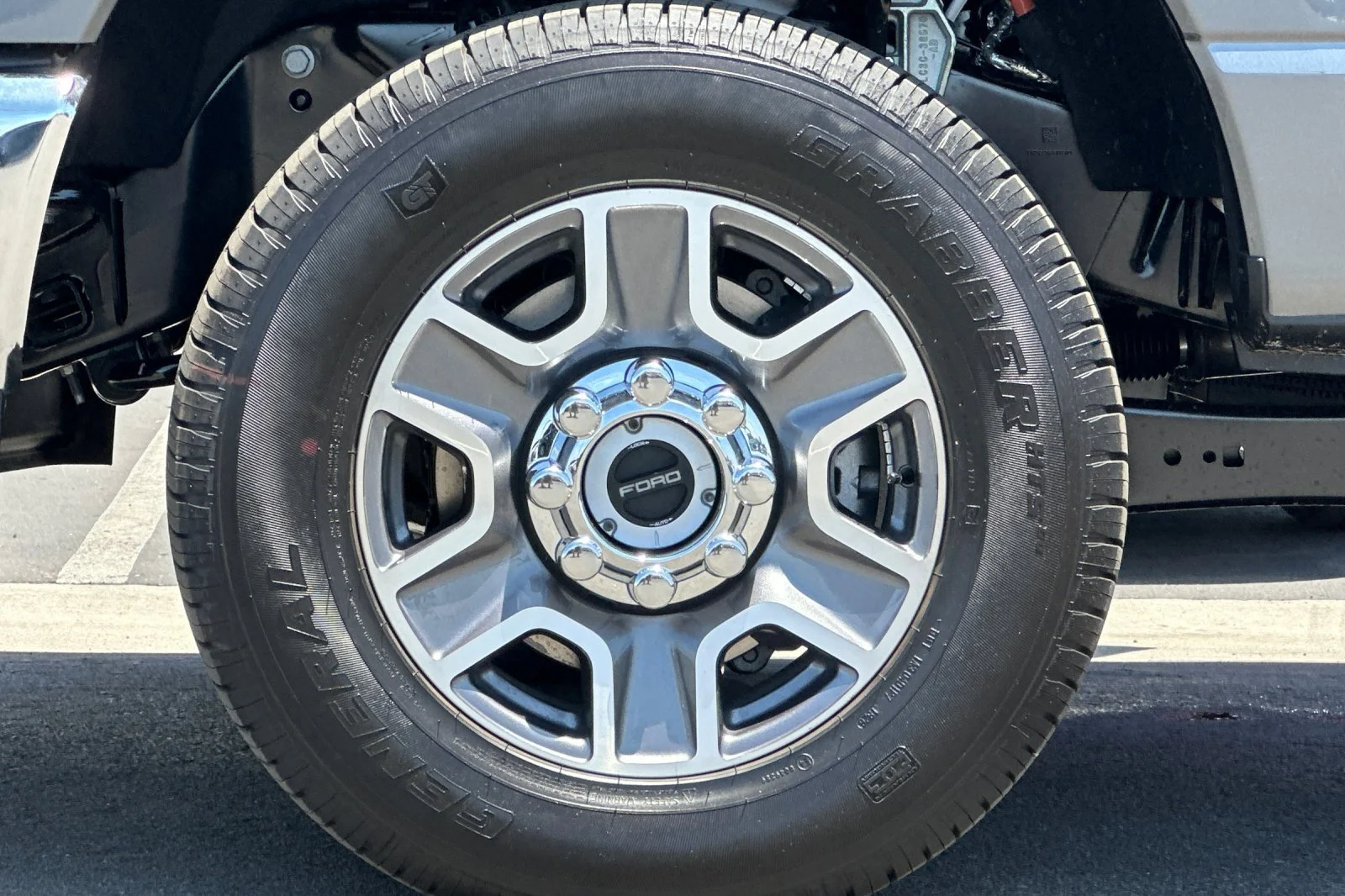 New 2026 Gray Ford Lariat image 24