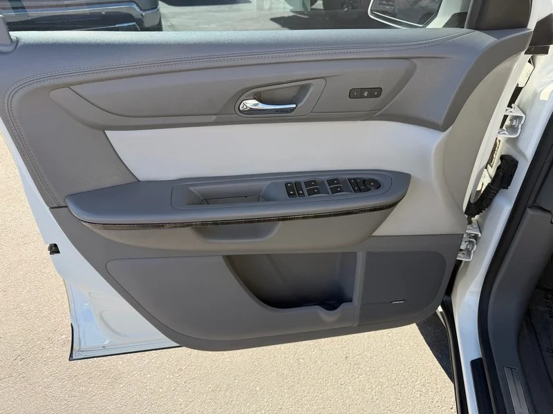 Used 2014 Summit White GMC SLT image 15