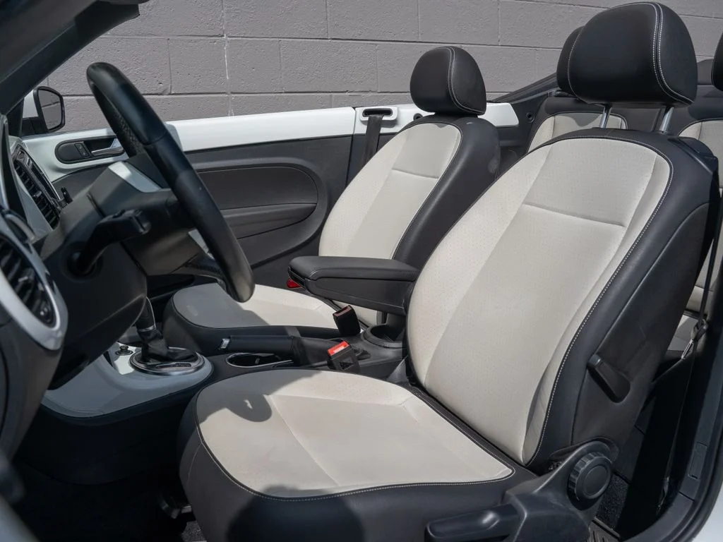 Used 2019 White Volkswagen 2.0T S image 5