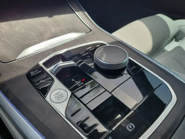 Used 2024 Gray BMW sDrive40i image 26