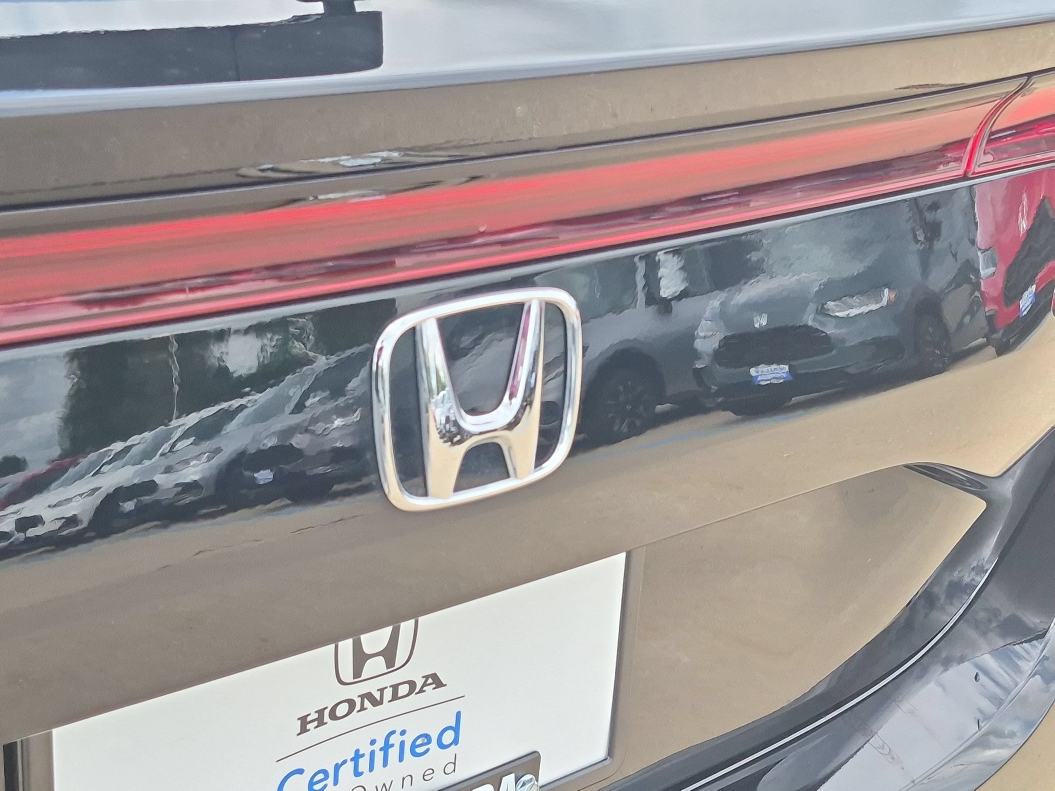Certified Used 2024 Black Honda LX image 25
