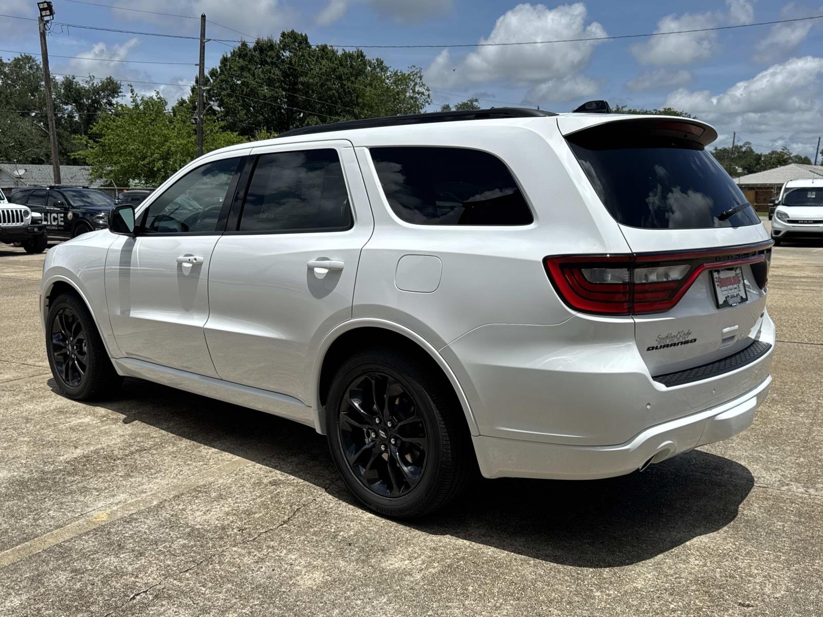 New 2026 White Knuckle Clear-Coat Exterior Paint Dodge GT image 4