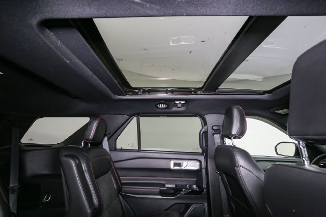 Used 2023 Black Ford ST-Line image 22