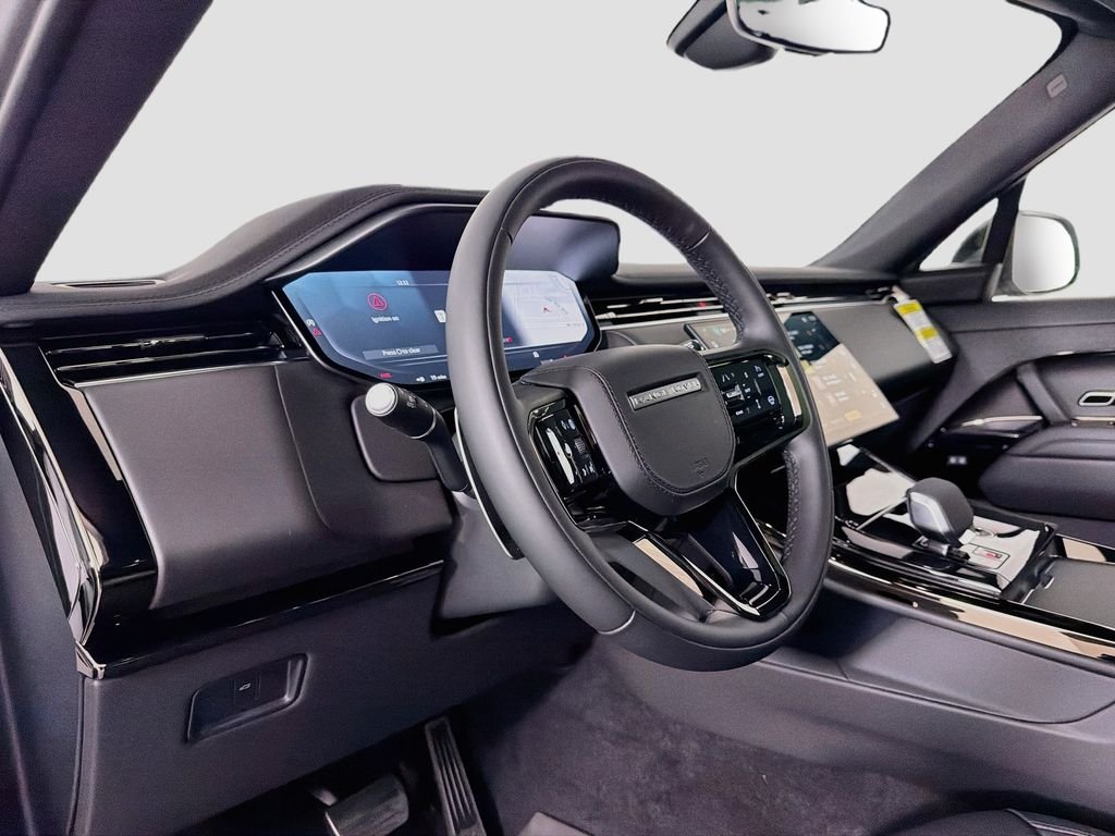 New 2027 Fuji White Land Rover Dynamic SE P400 image 9