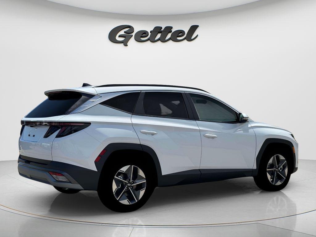 New 2026 White Hyundai SEL Premium FWD image 8