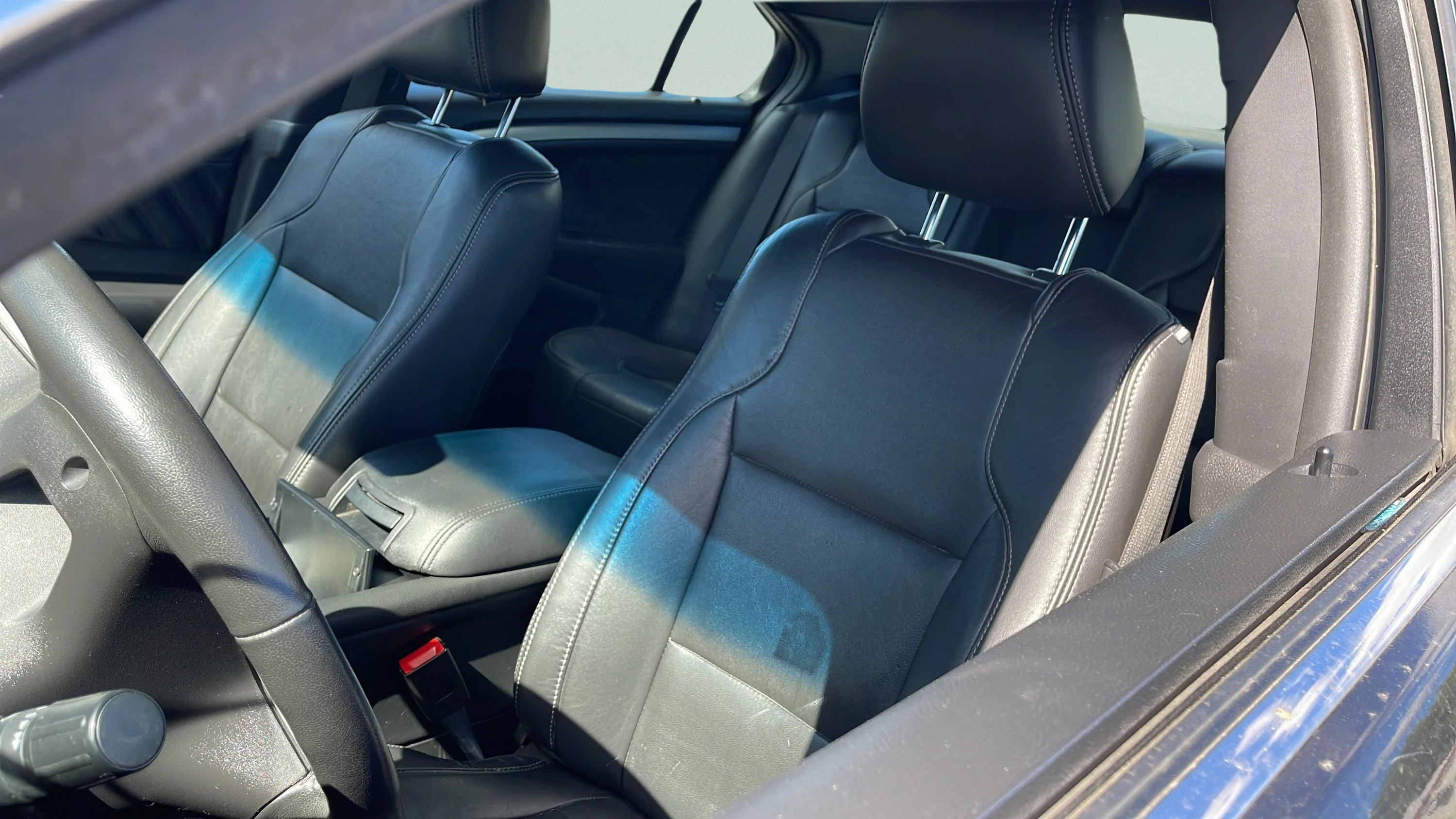 Used 2015 Gray Ford SEL image 10