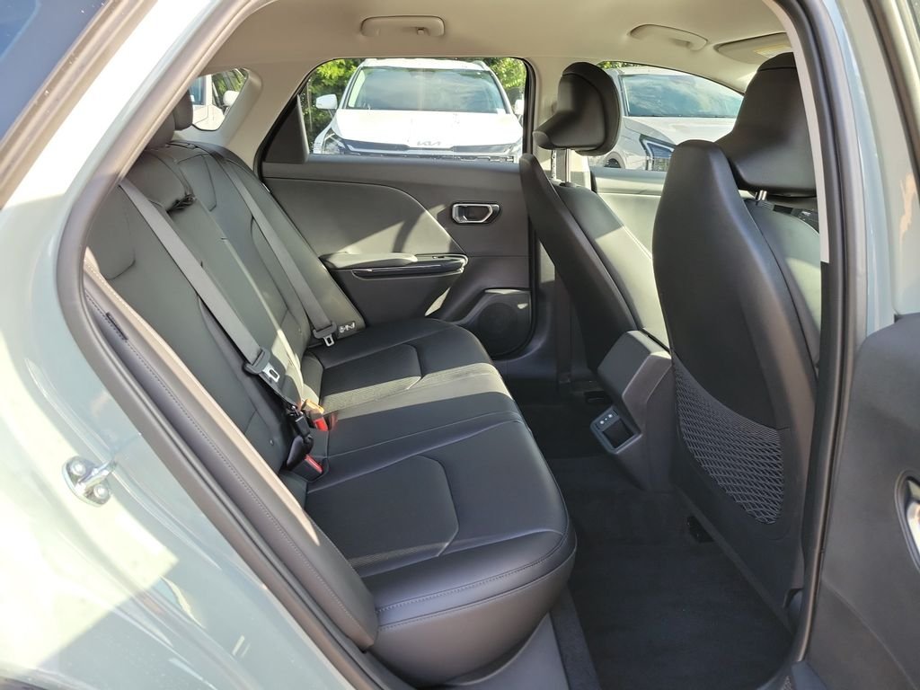 New 2026 Morning Haze Kia EX Hatchback image 12