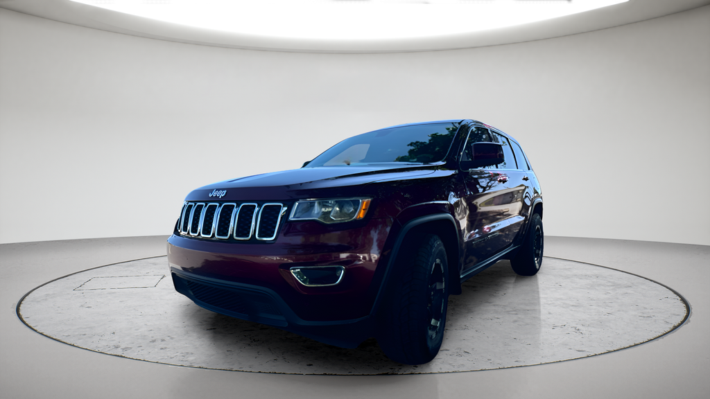 Used 2017 Velvet Red Pearlcoat Jeep Laredo image 7
