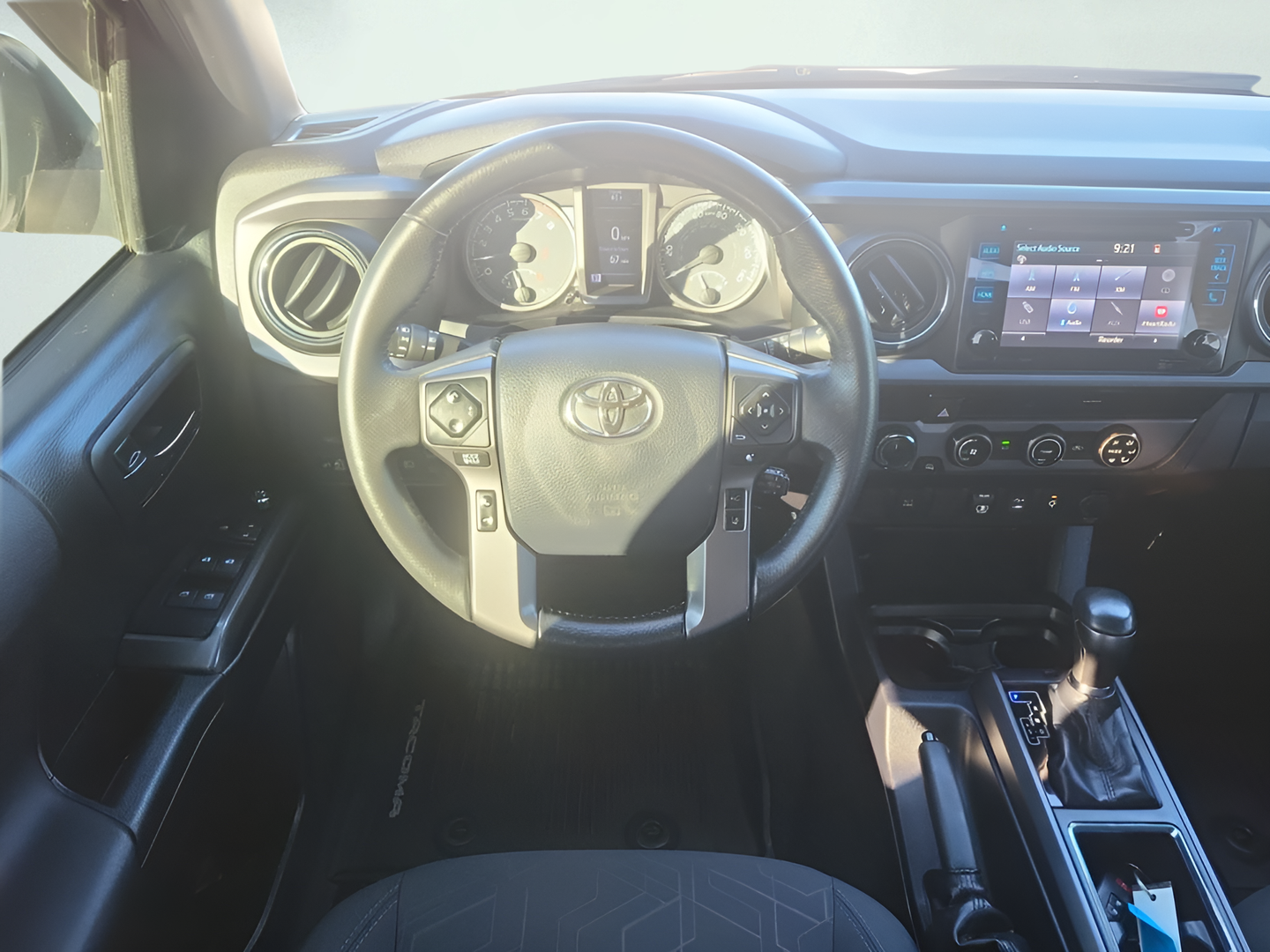 Used 2018 White Toyota TRD Off-Road image 13