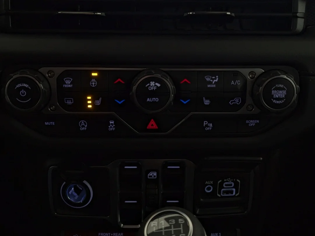 New 2026 Black Jeep Rubicon - - Nappa Leather - Convenience Grp - Safety Grp - 3-Piece Hardtop & More! image 22