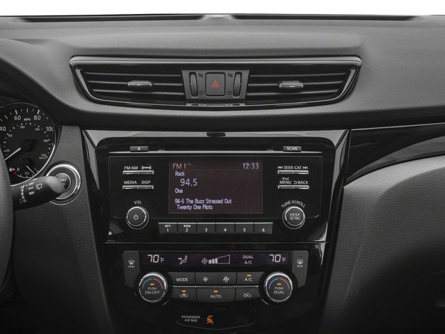 2018 Nissan Rogue Sport SV - Photo 13